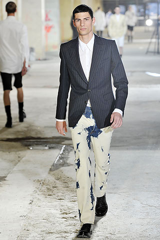 Dries Van Noten / - 2011